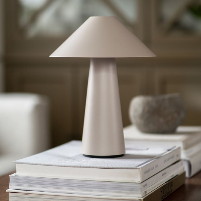 Beżowa lampa stołowa grzybek przenośna Cannes IP44